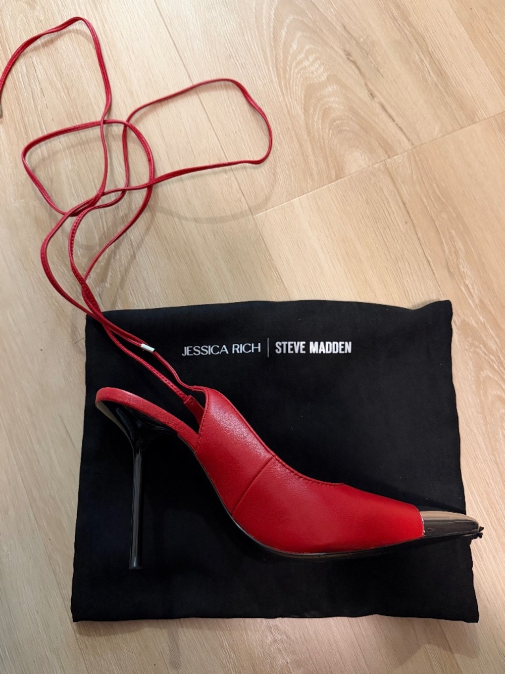 Jessica Rich-Steve Madden Mira red heels, size 7
